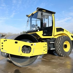 Bomag BW213D-5