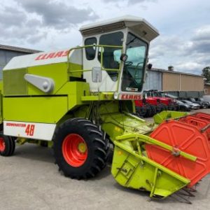 Claas Dominator 48 combine